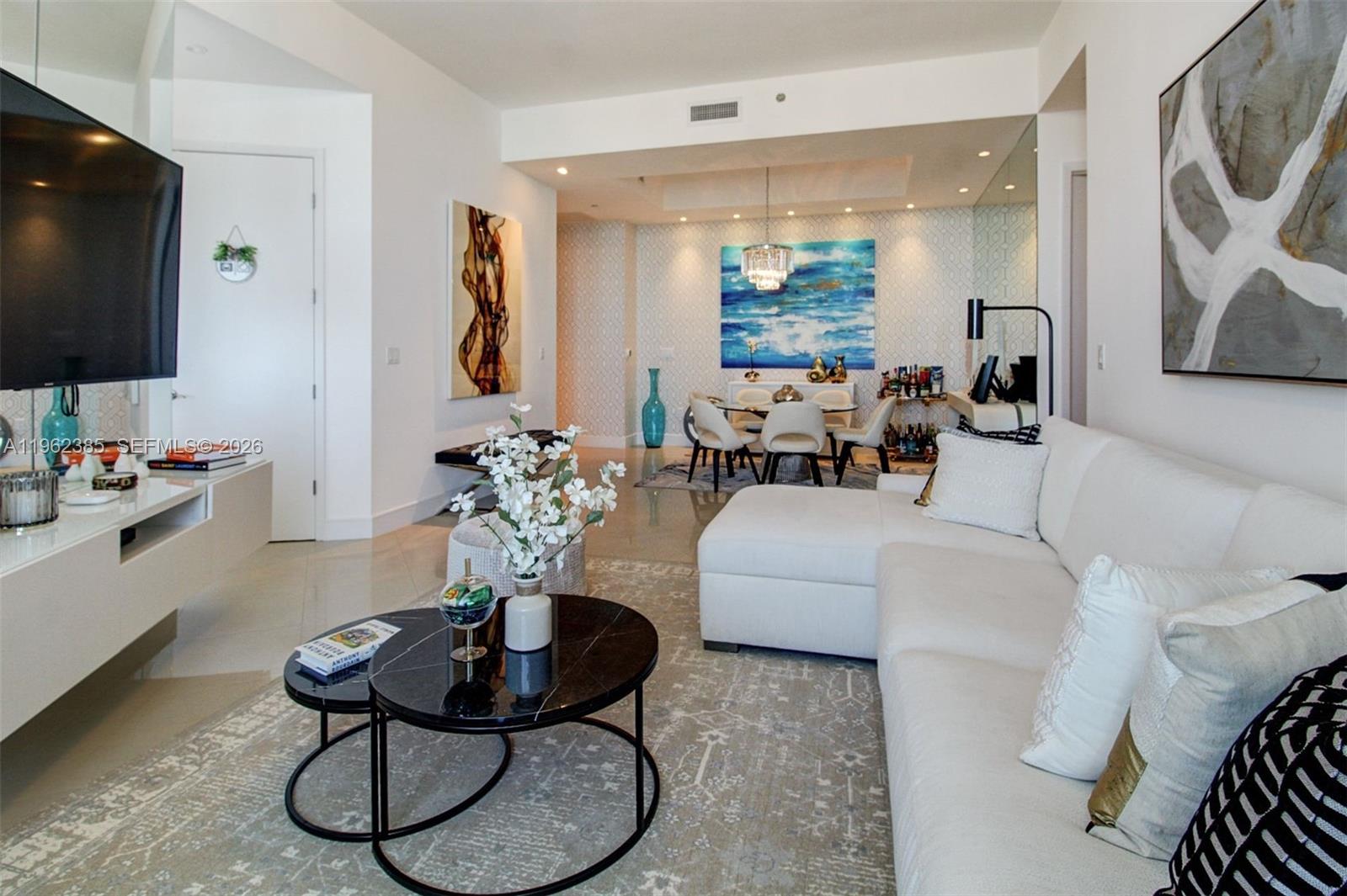 TDR TOWER I CONDO - Residential