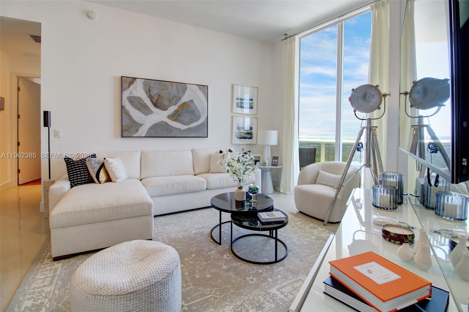 TDR TOWER I CONDO - Residential