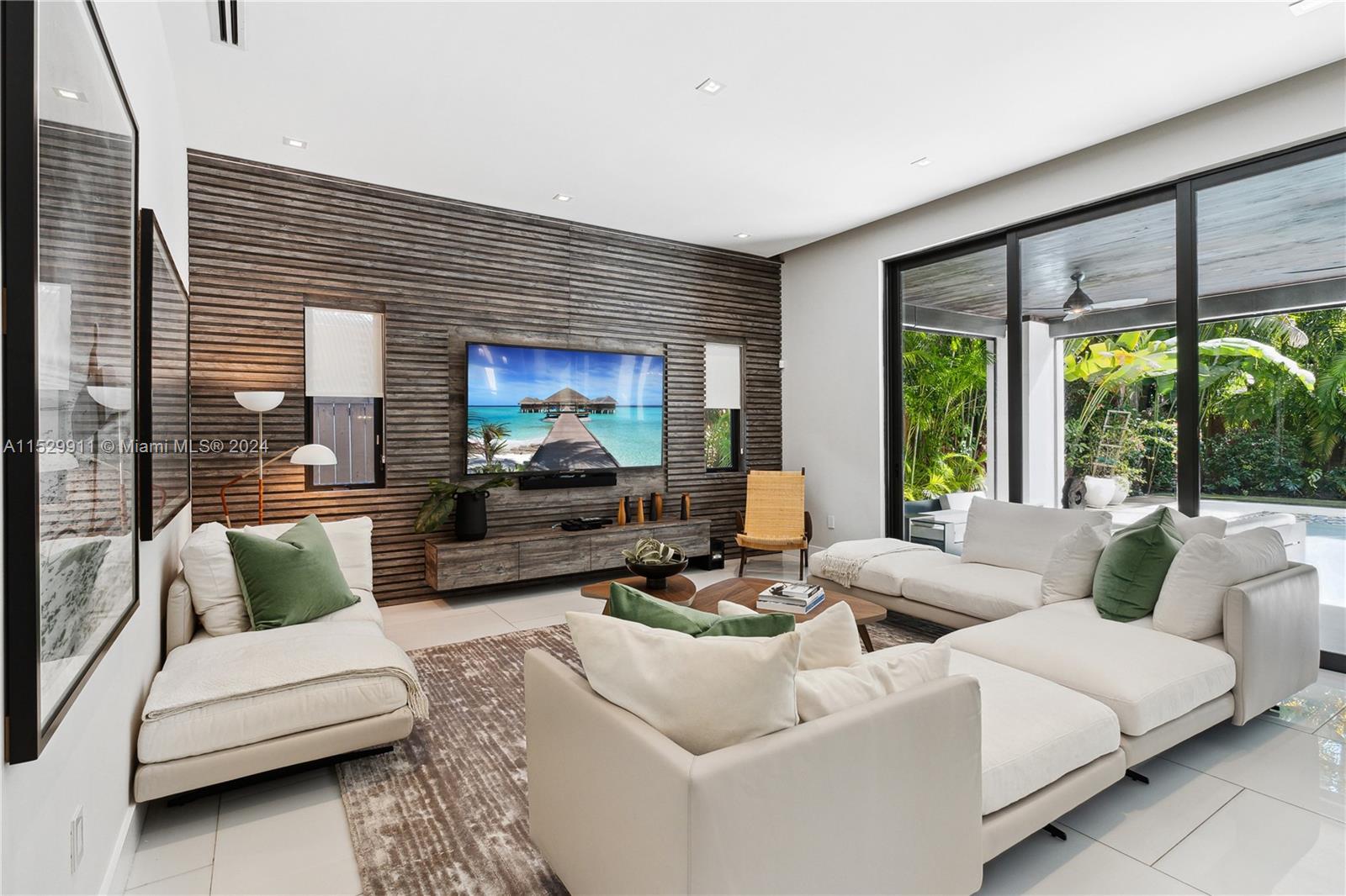 WOODRIDGE SUB - Residential