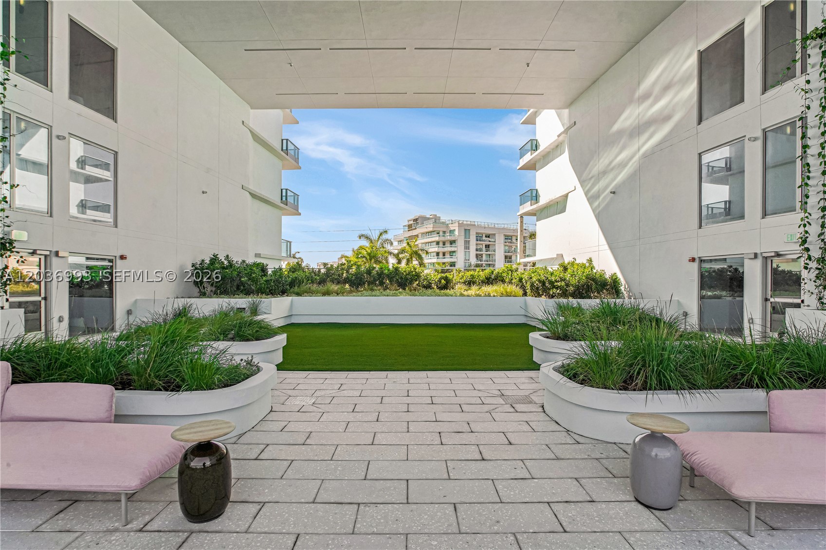LA BAIA BAY HARBOR ISLAND - Residential Lease