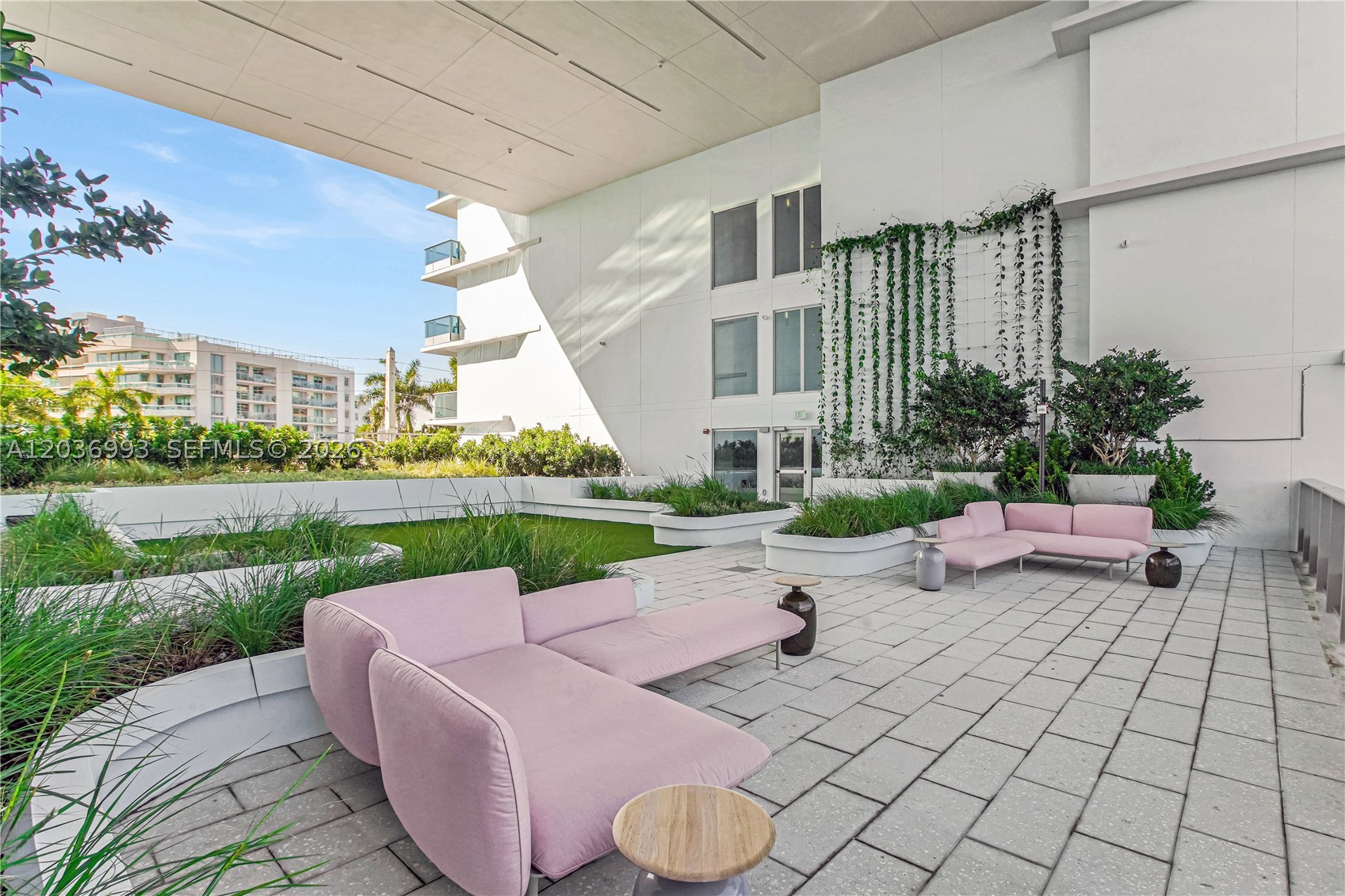 LA BAIA BAY HARBOR ISLAND - Residential Lease