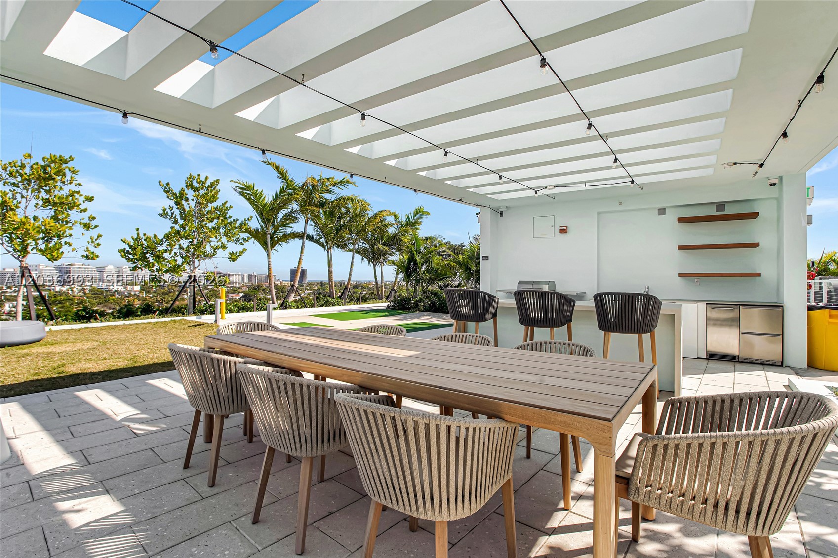 LA BAIA BAY HARBOR ISLAND - Residential Lease