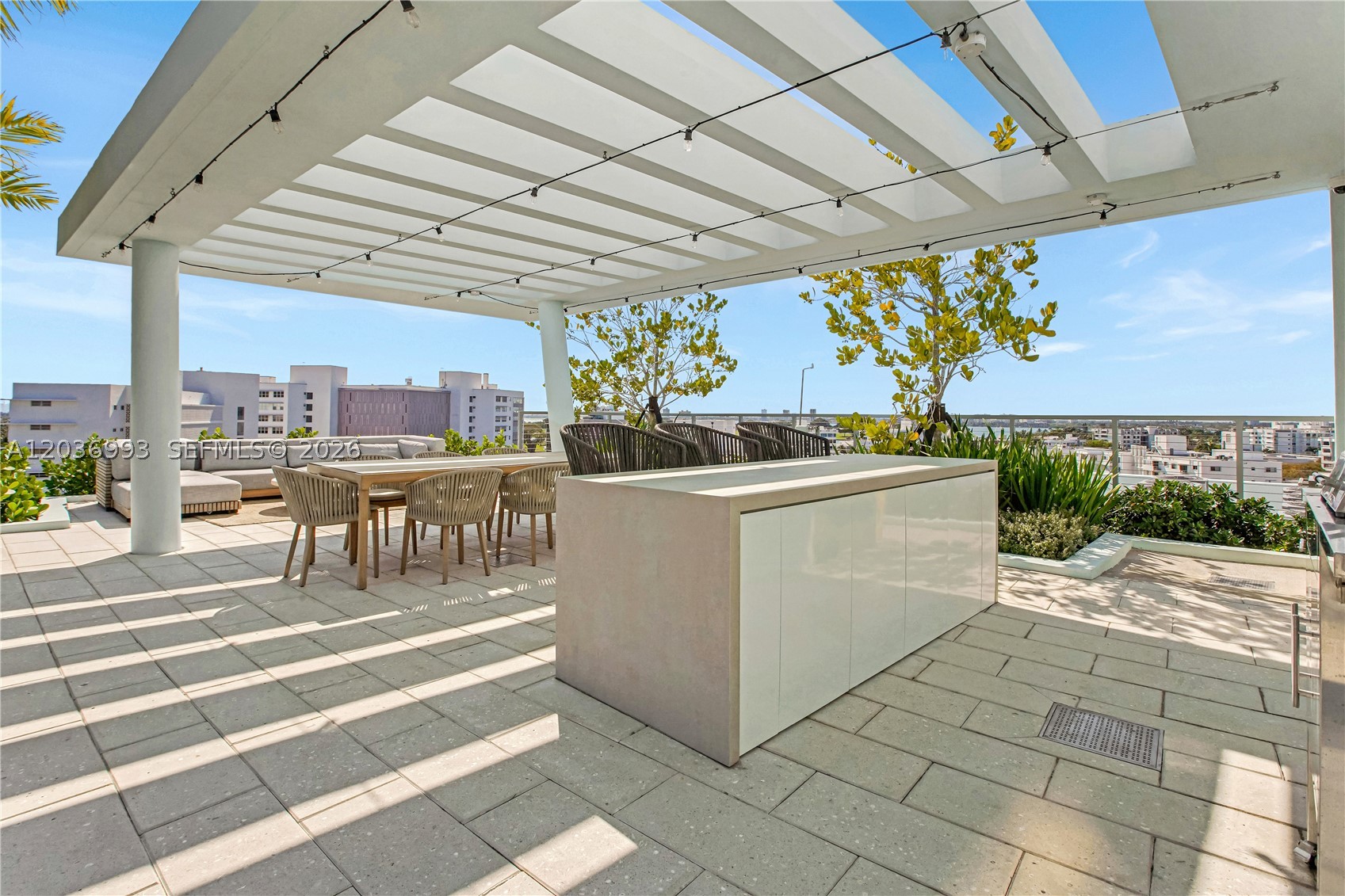 LA BAIA BAY HARBOR ISLAND - Residential Lease
