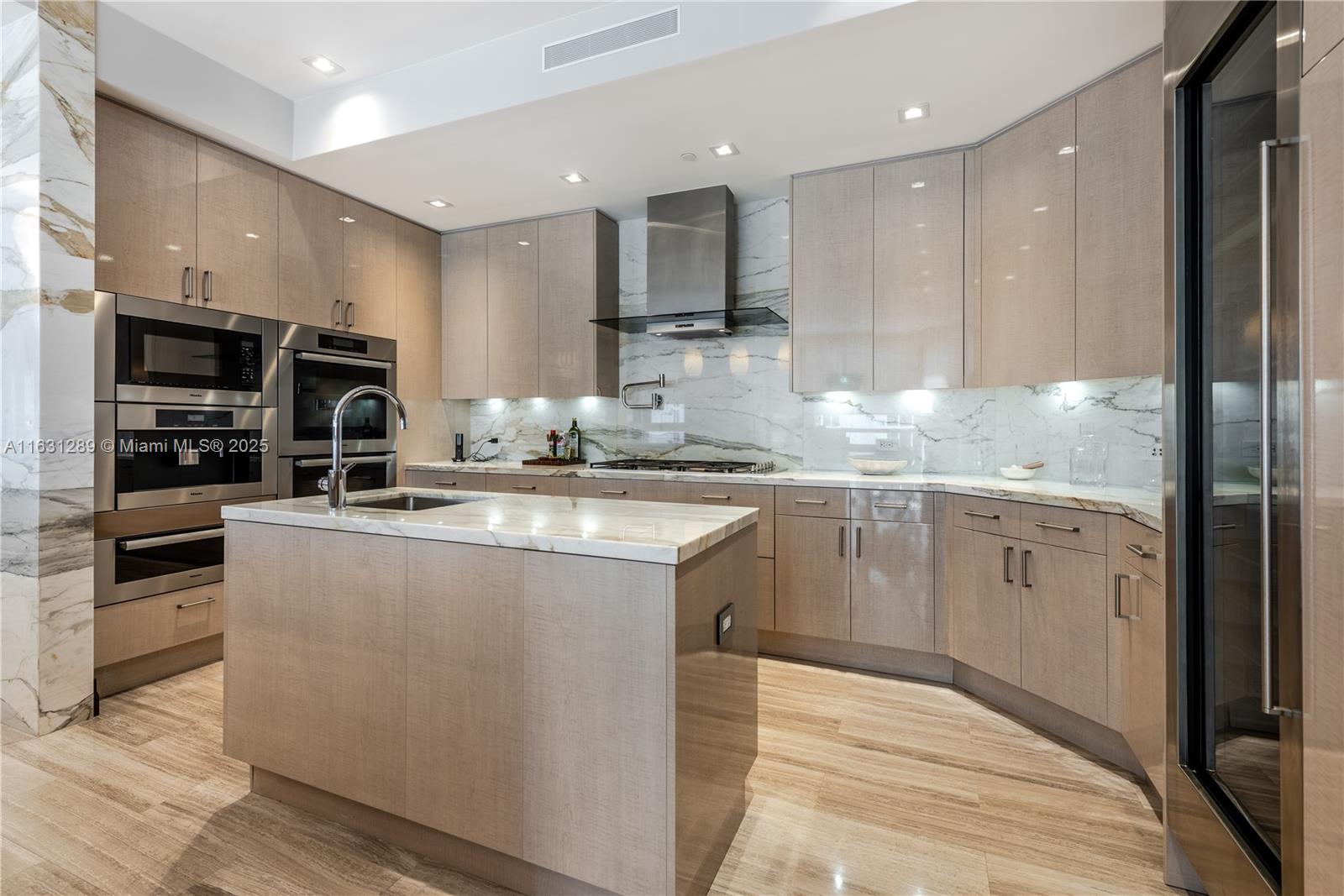 17749 COLLINS AVENUE COND - Residential