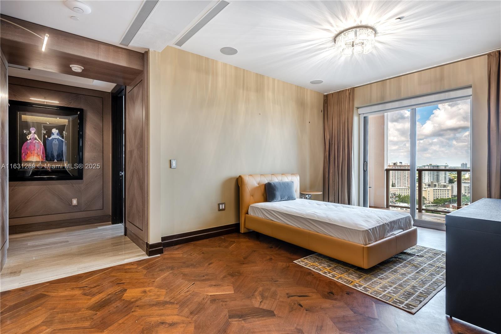17749 COLLINS AVENUE COND - Residential