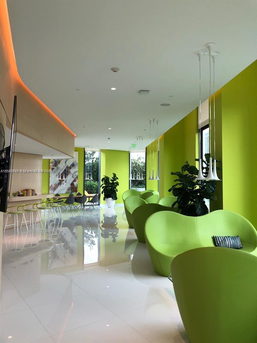 PARAISO BAYVIEWS CONDO - Residential