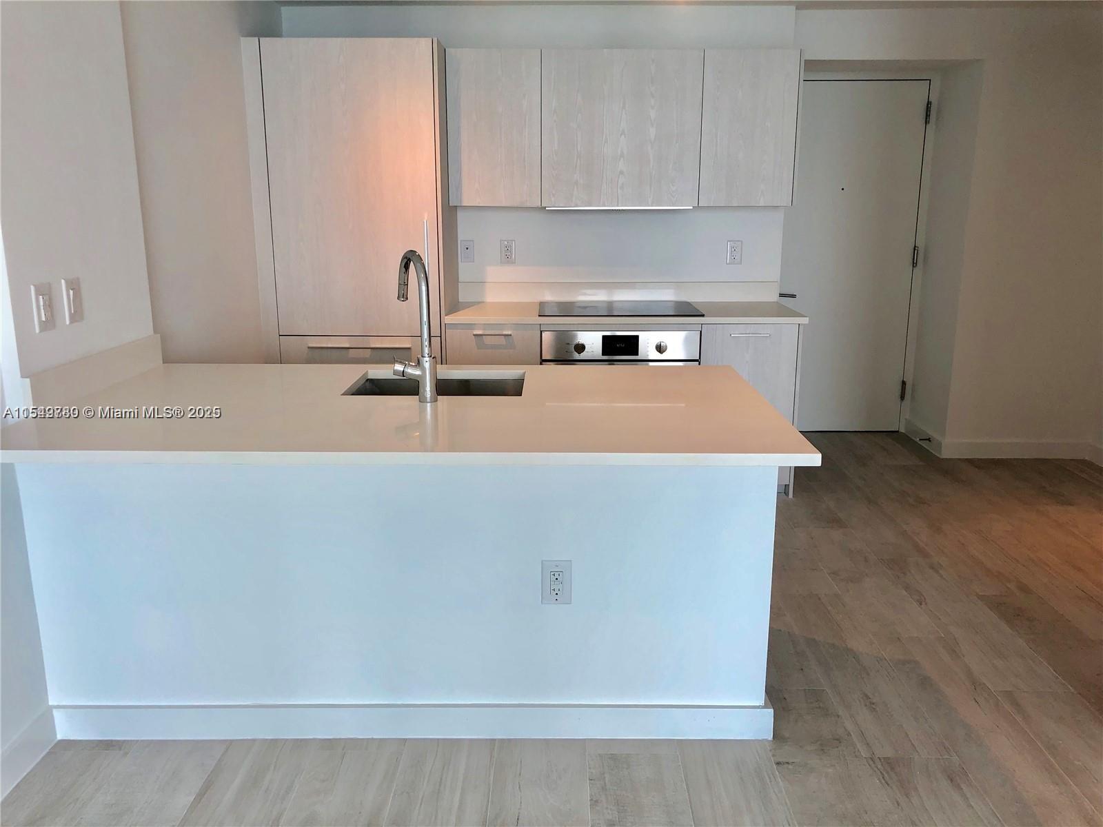 PARAISO BAYVIEWS CONDO - Residential