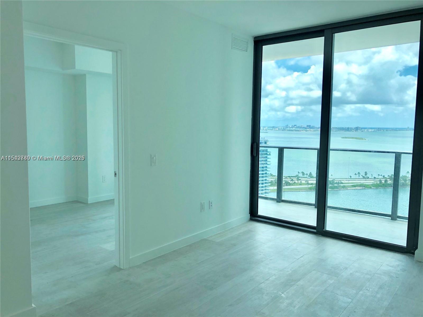 PARAISO BAYVIEWS CONDO - Residential
