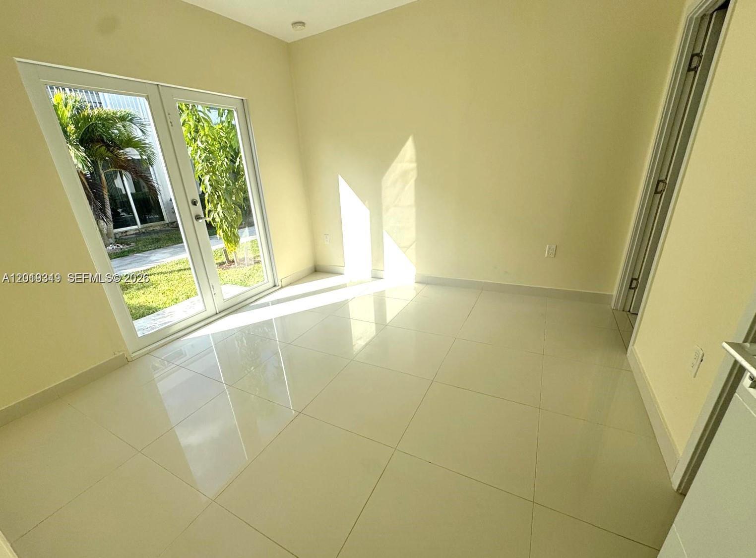 VITTORIA GARDENS - Residential