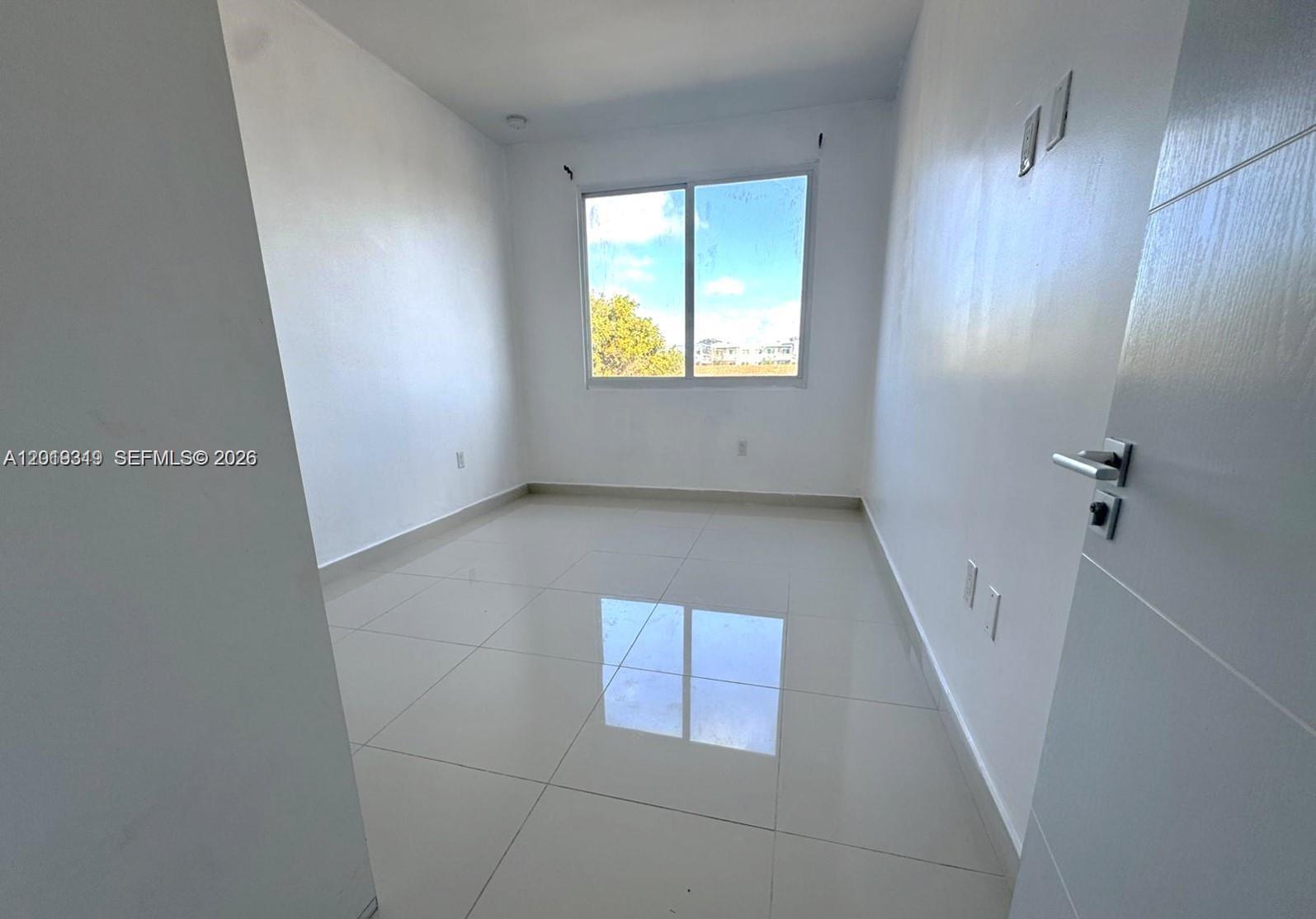 VITTORIA GARDENS - Residential