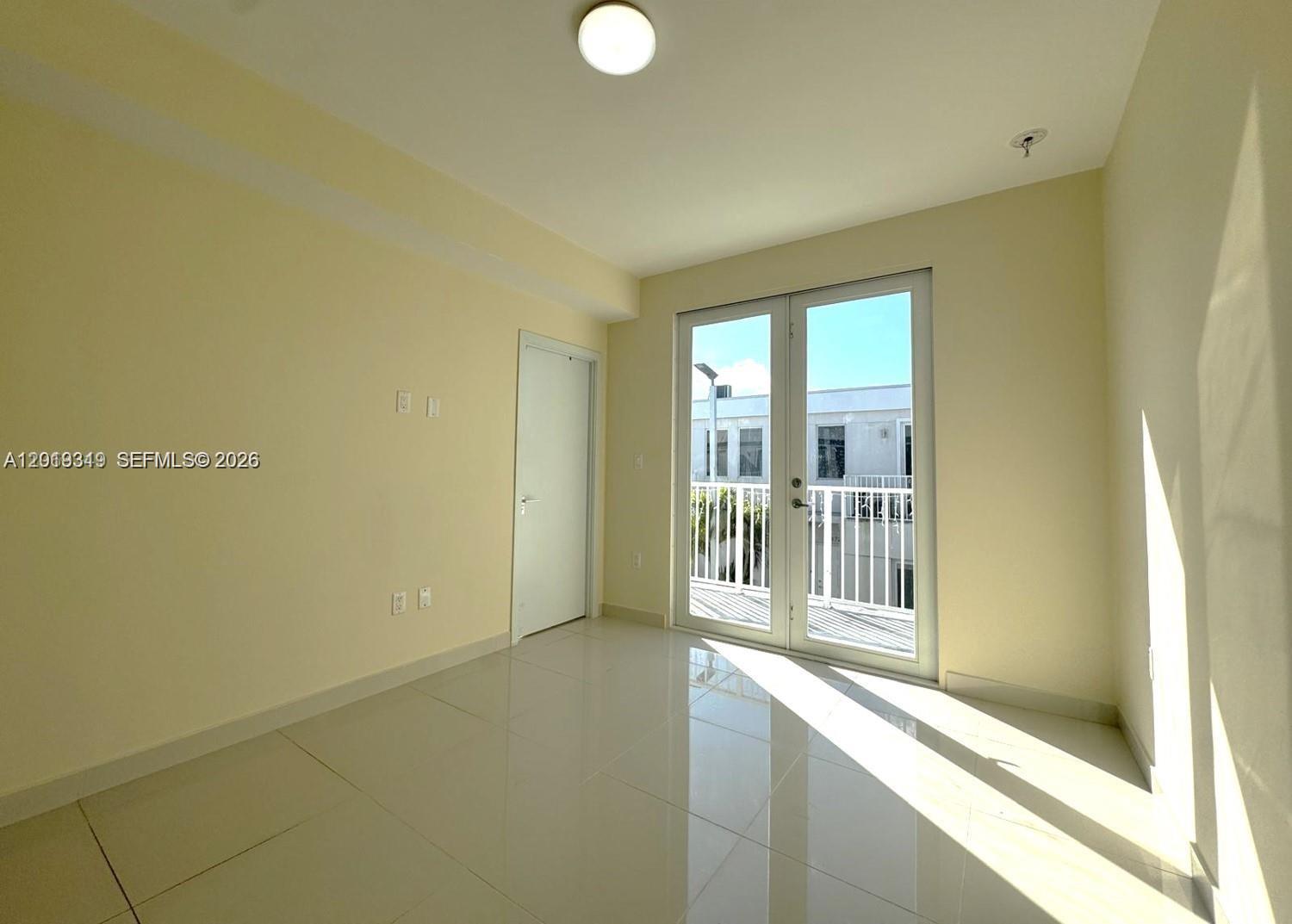 VITTORIA GARDENS - Residential