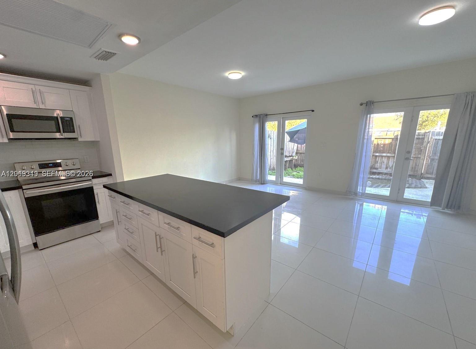 VITTORIA GARDENS - Residential
