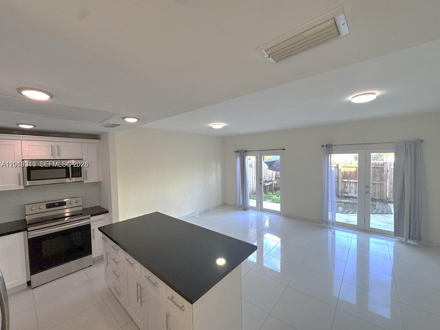 VITTORIA GARDENS - Residential