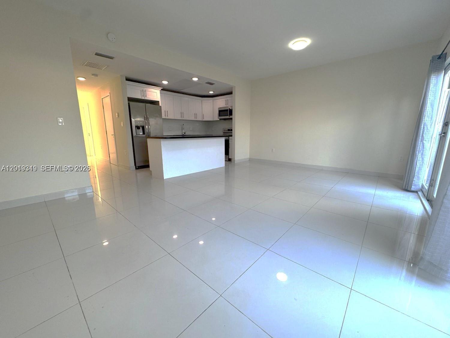 VITTORIA GARDENS - Residential