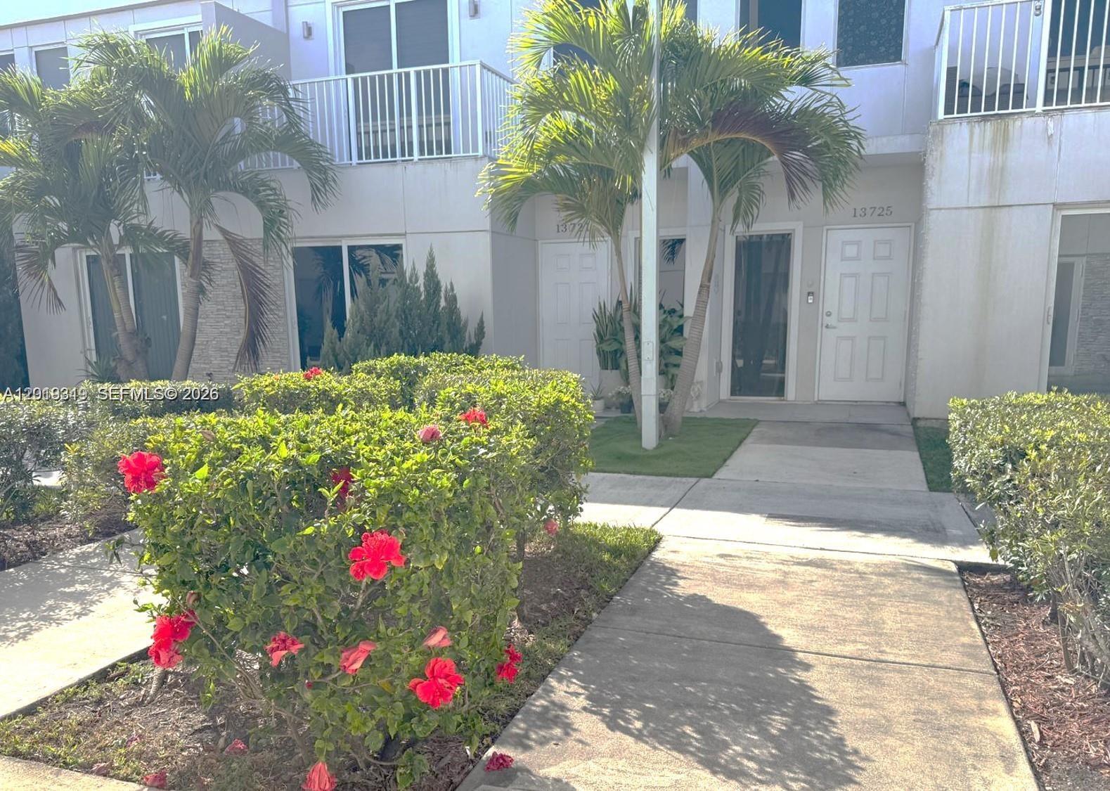 VITTORIA GARDENS - Residential