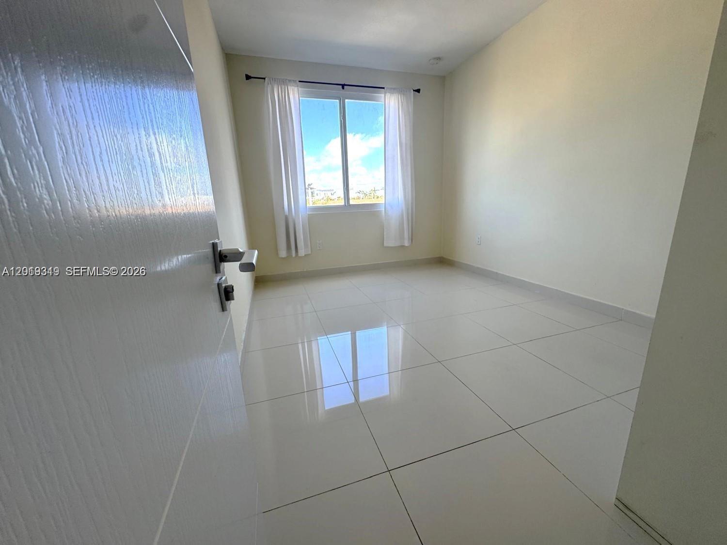 VITTORIA GARDENS - Residential