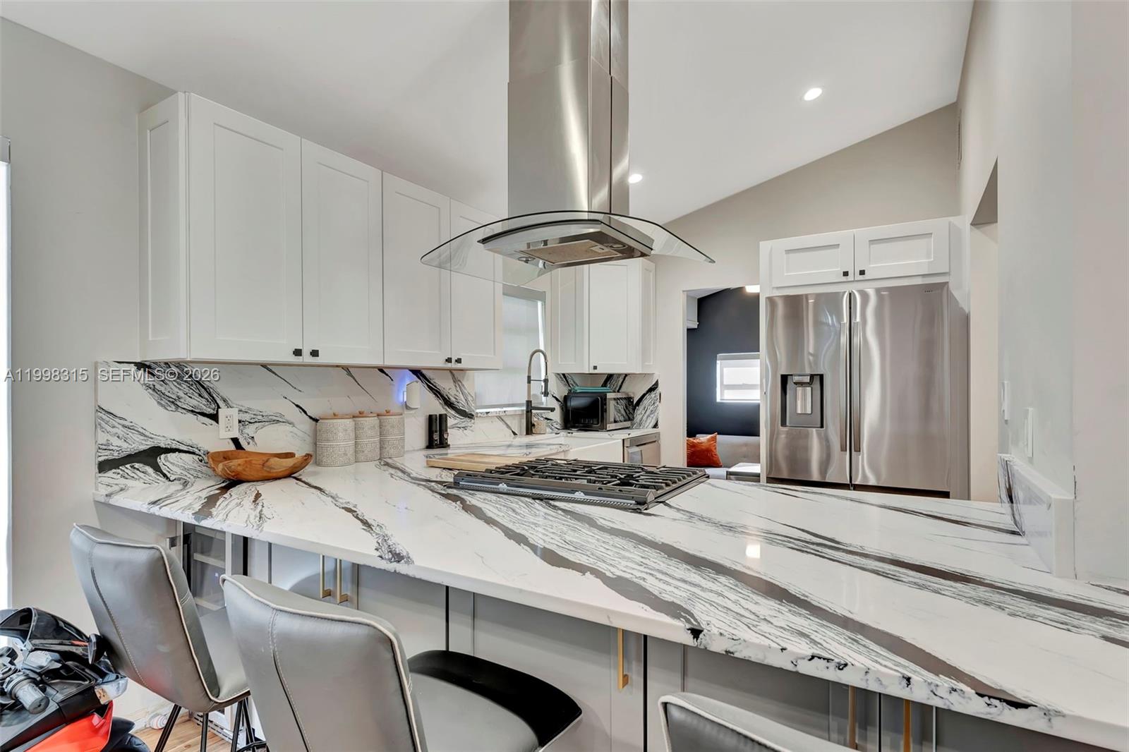 LAKEVIEW HEIGHTS NO 2 - Residential