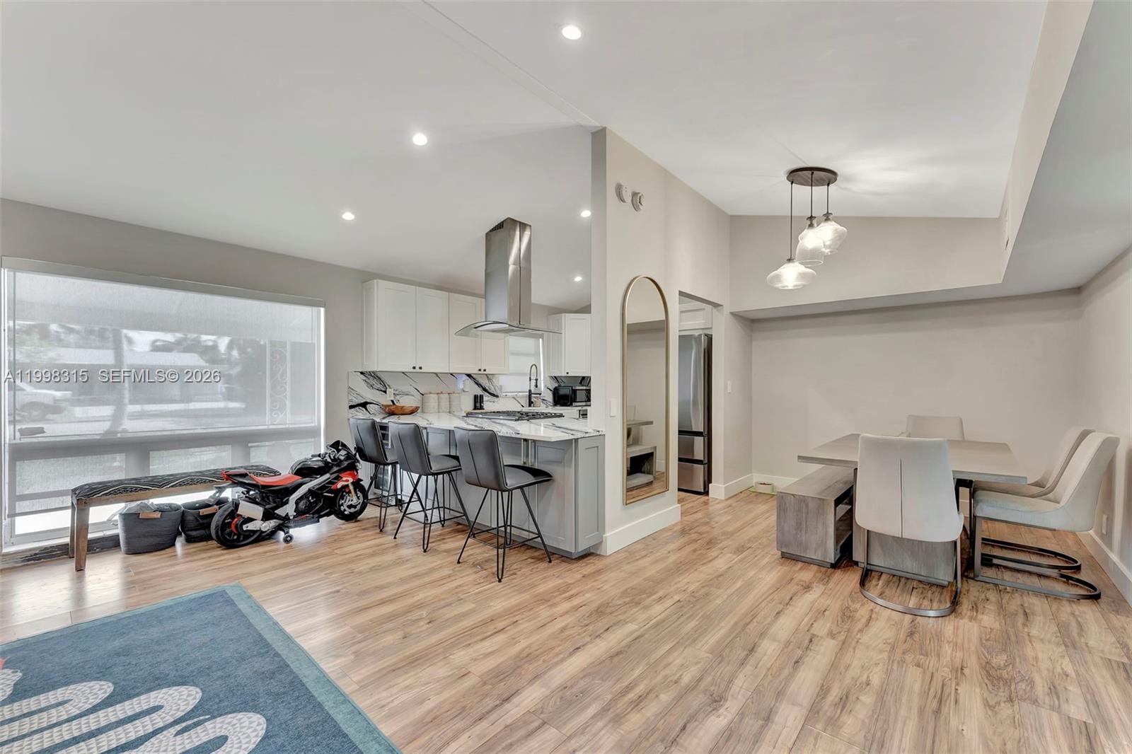 LAKEVIEW HEIGHTS NO 2 - Residential