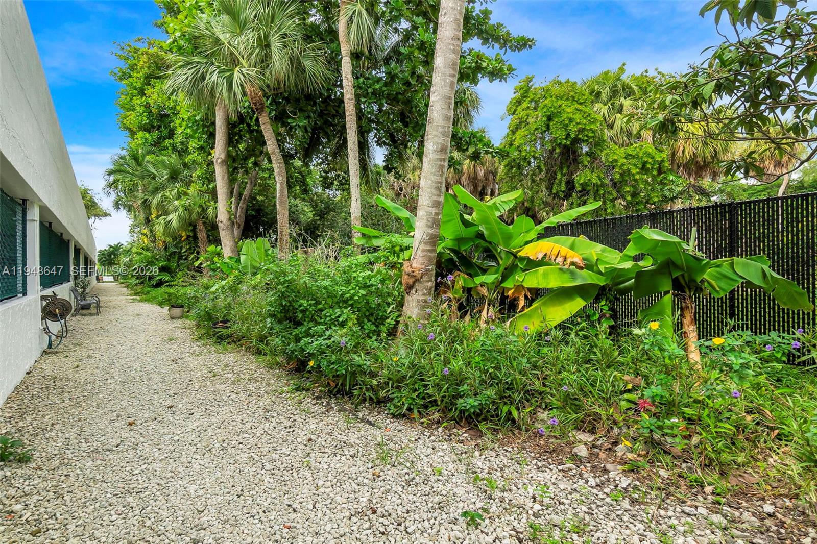 BOCA TOWERS CONDO PORTION - Residential