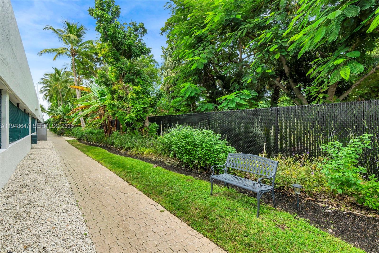 BOCA TOWERS CONDO PORTION - Residential