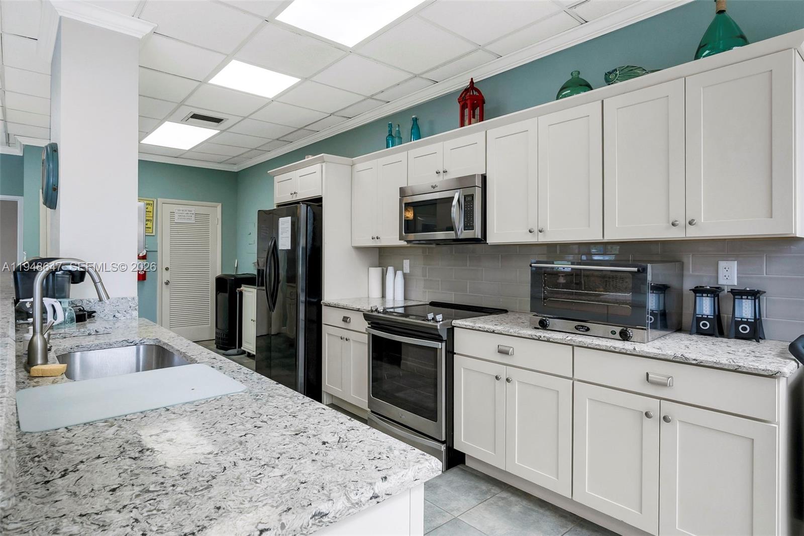 BOCA TOWERS CONDO PORTION - Residential