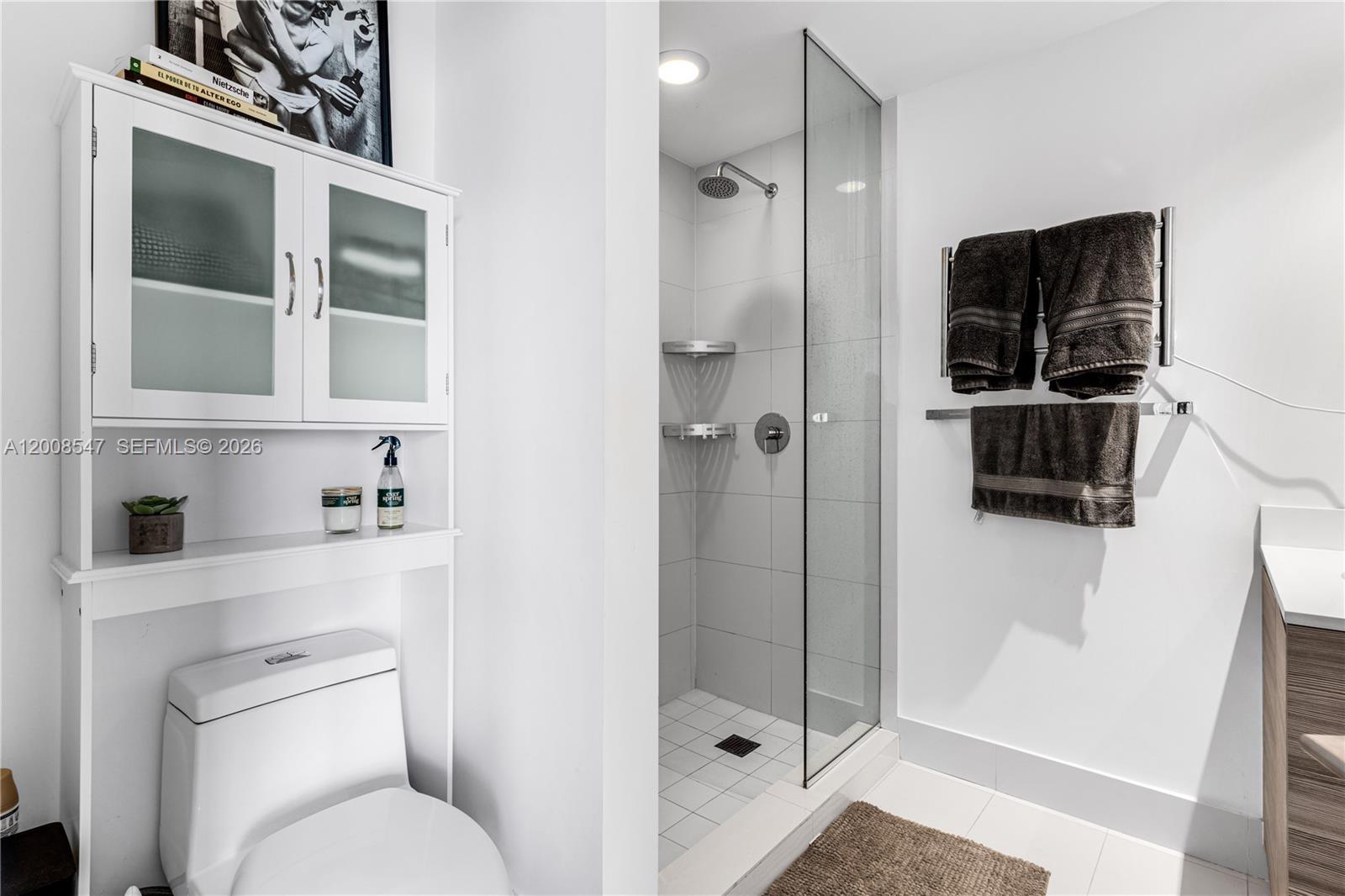 3401 MIDTOWN CONDO - Residential