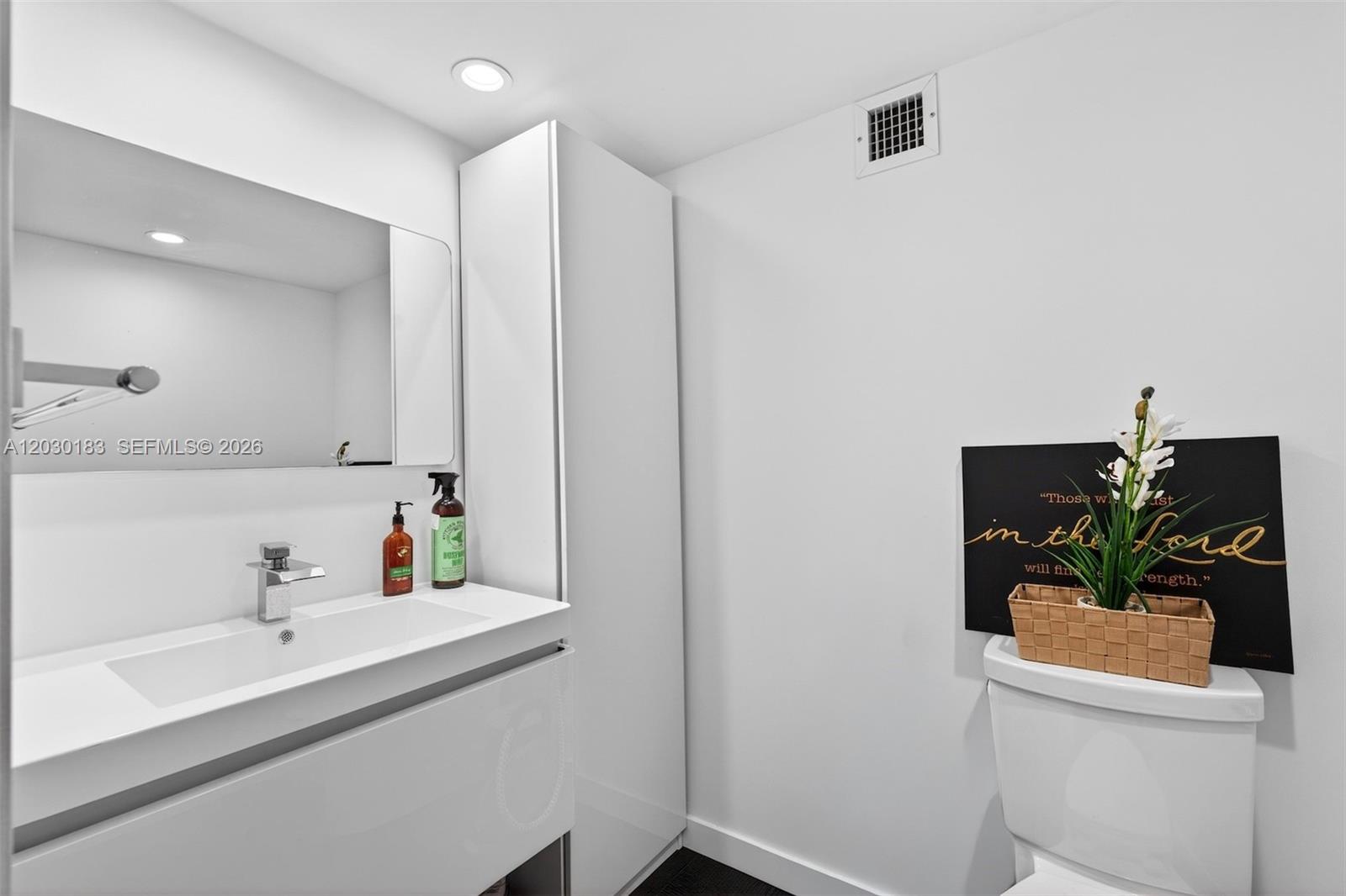 OLYMPUS CONDO PHASE - Residential Lease