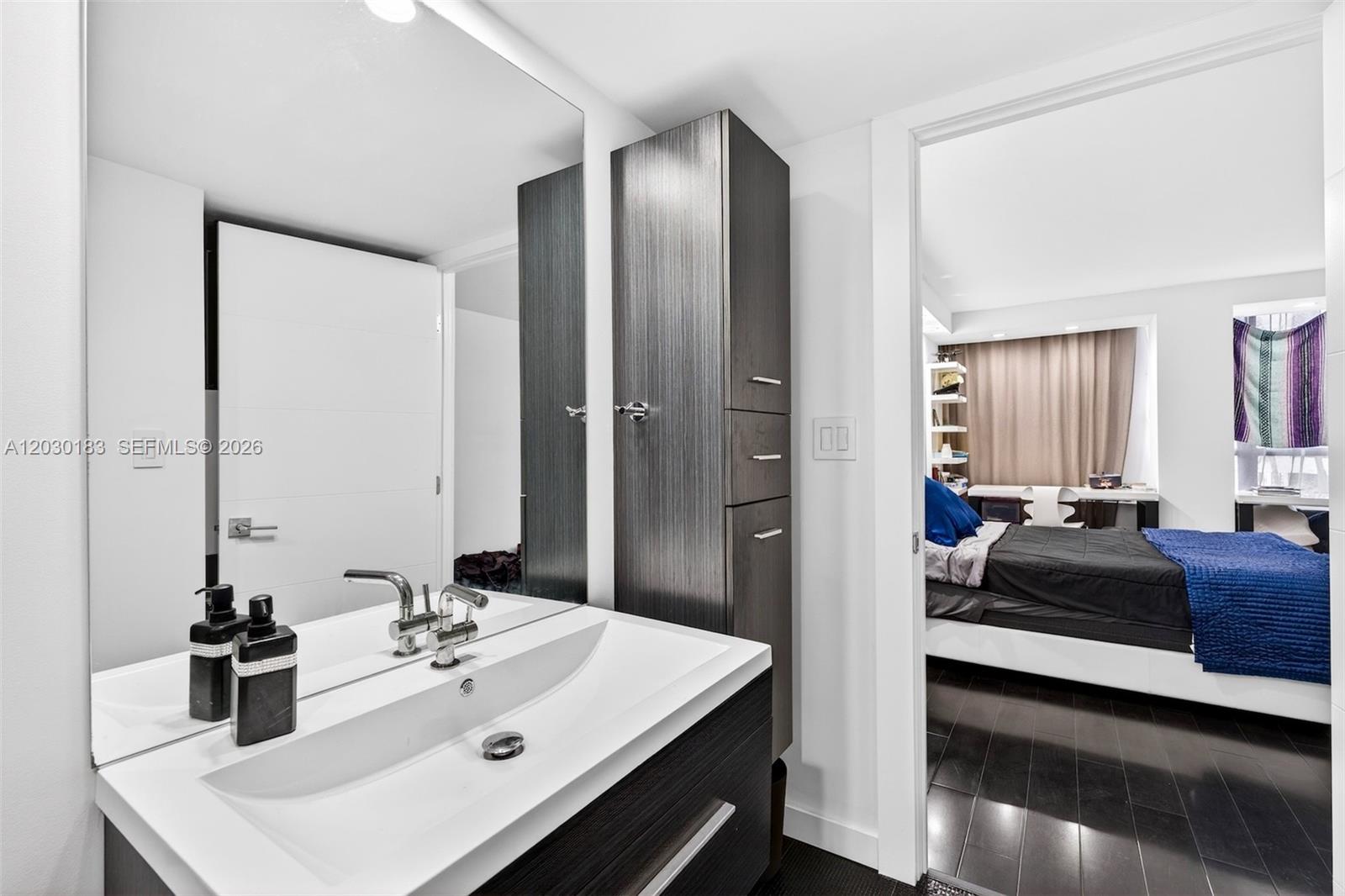 OLYMPUS CONDO PHASE - Residential Lease