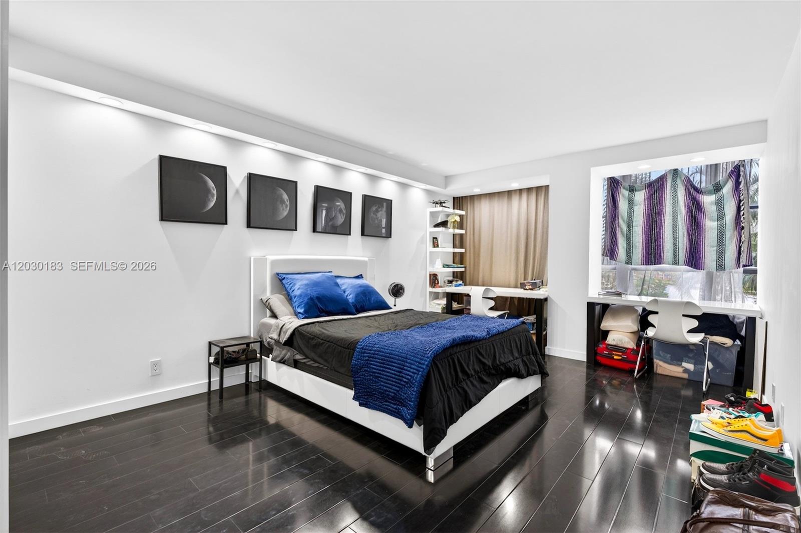OLYMPUS CONDO PHASE - Residential Lease