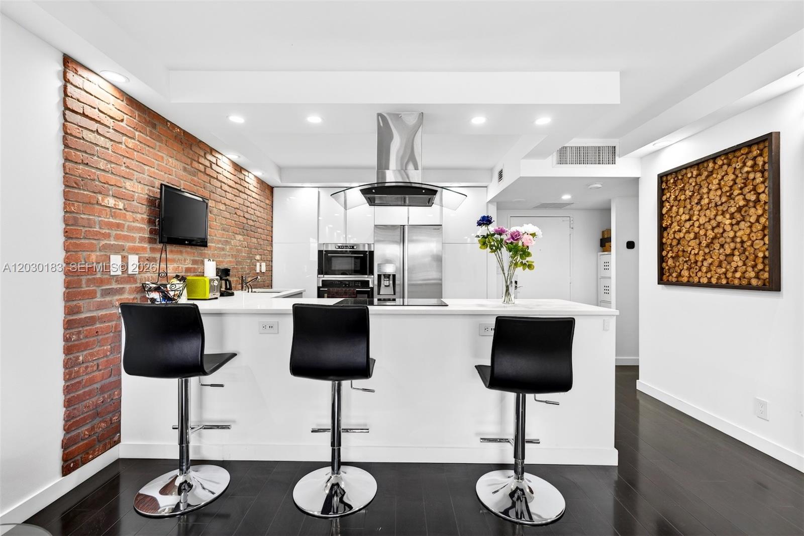 OLYMPUS CONDO PHASE - Residential Lease
