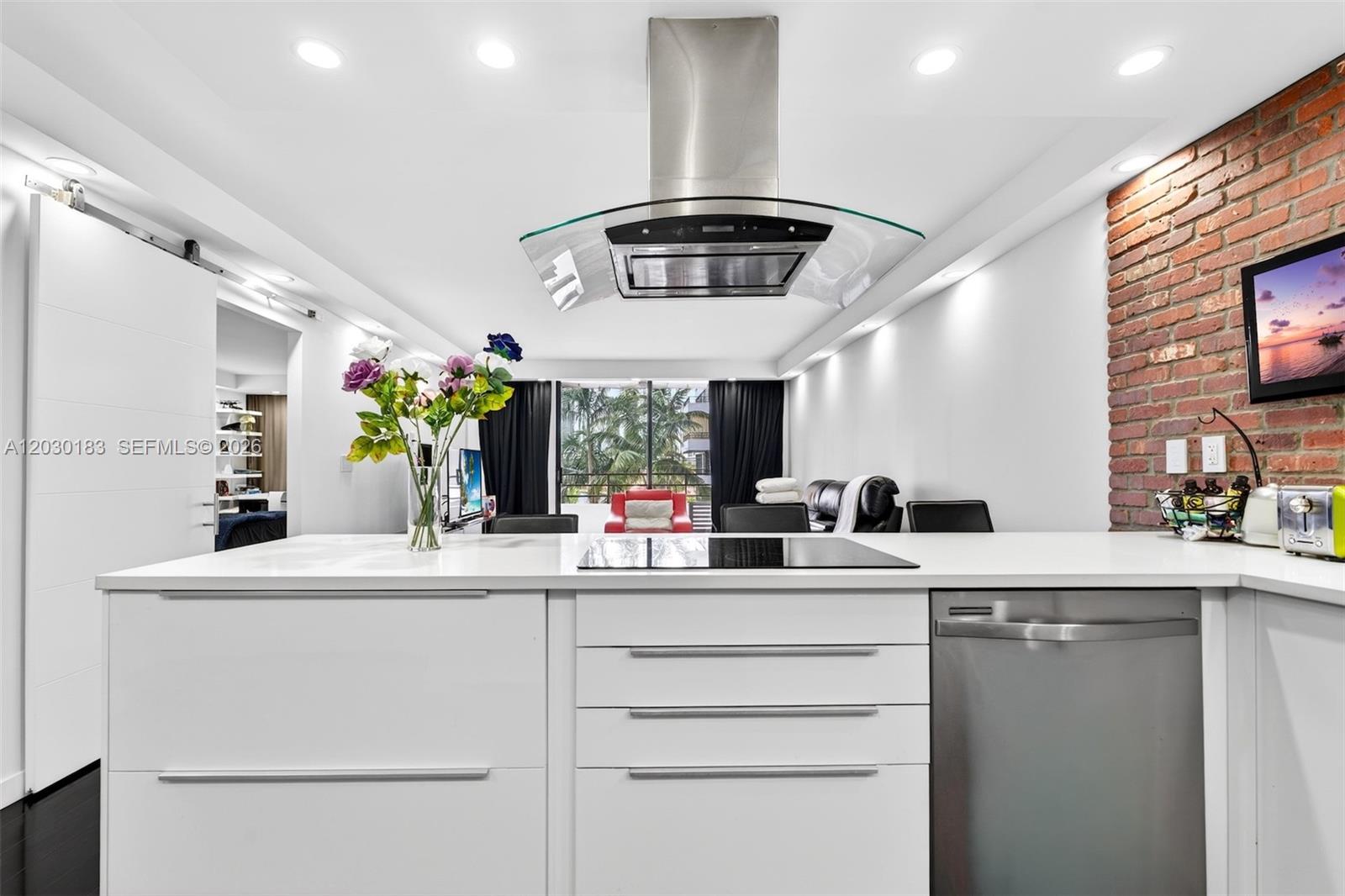 OLYMPUS CONDO PHASE - Residential Lease