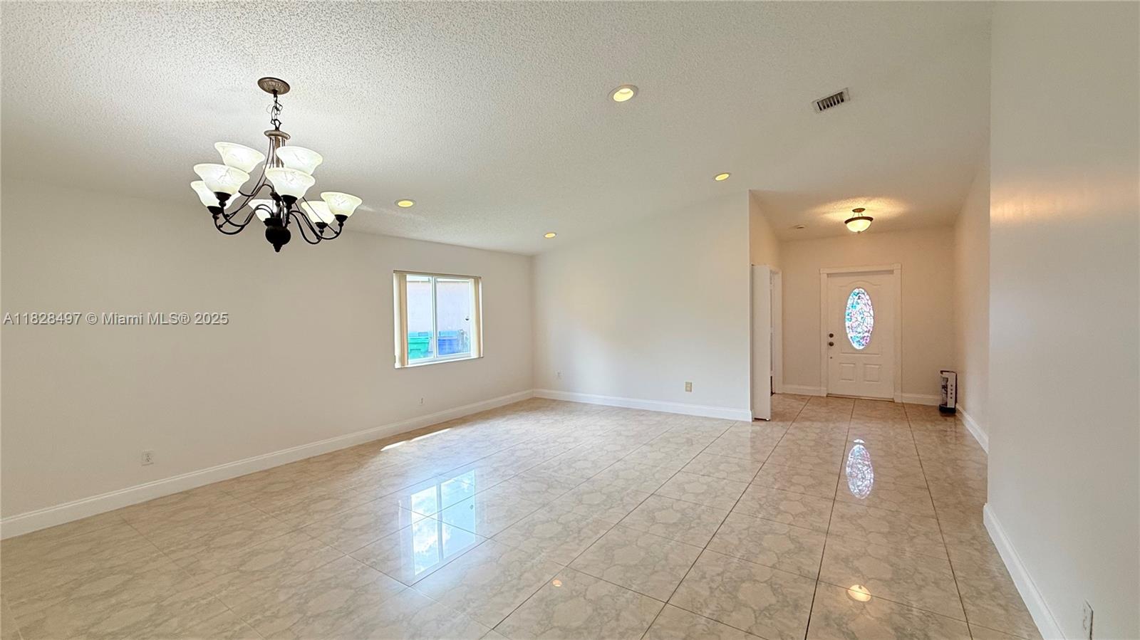 CENTEX-REPLAT OF A PORTIO - Residential Lease