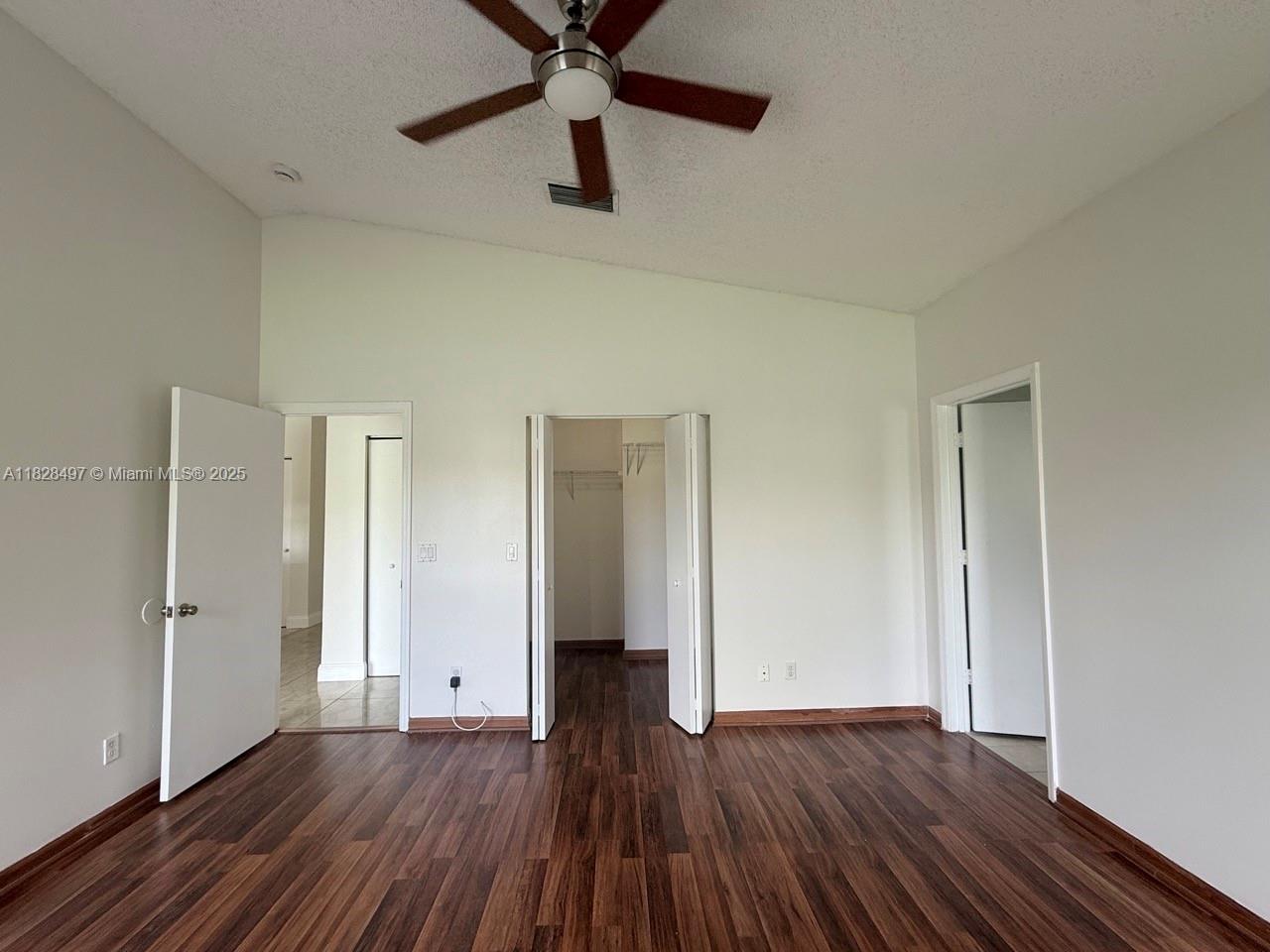CENTEX-REPLAT OF A PORTIO - Residential Lease