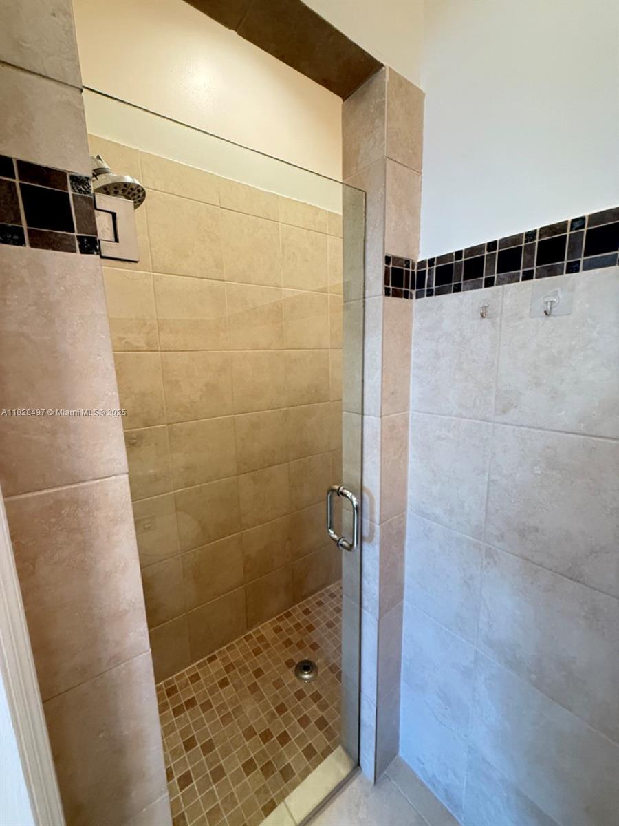 CENTEX-REPLAT OF A PORTIO - Residential Lease
