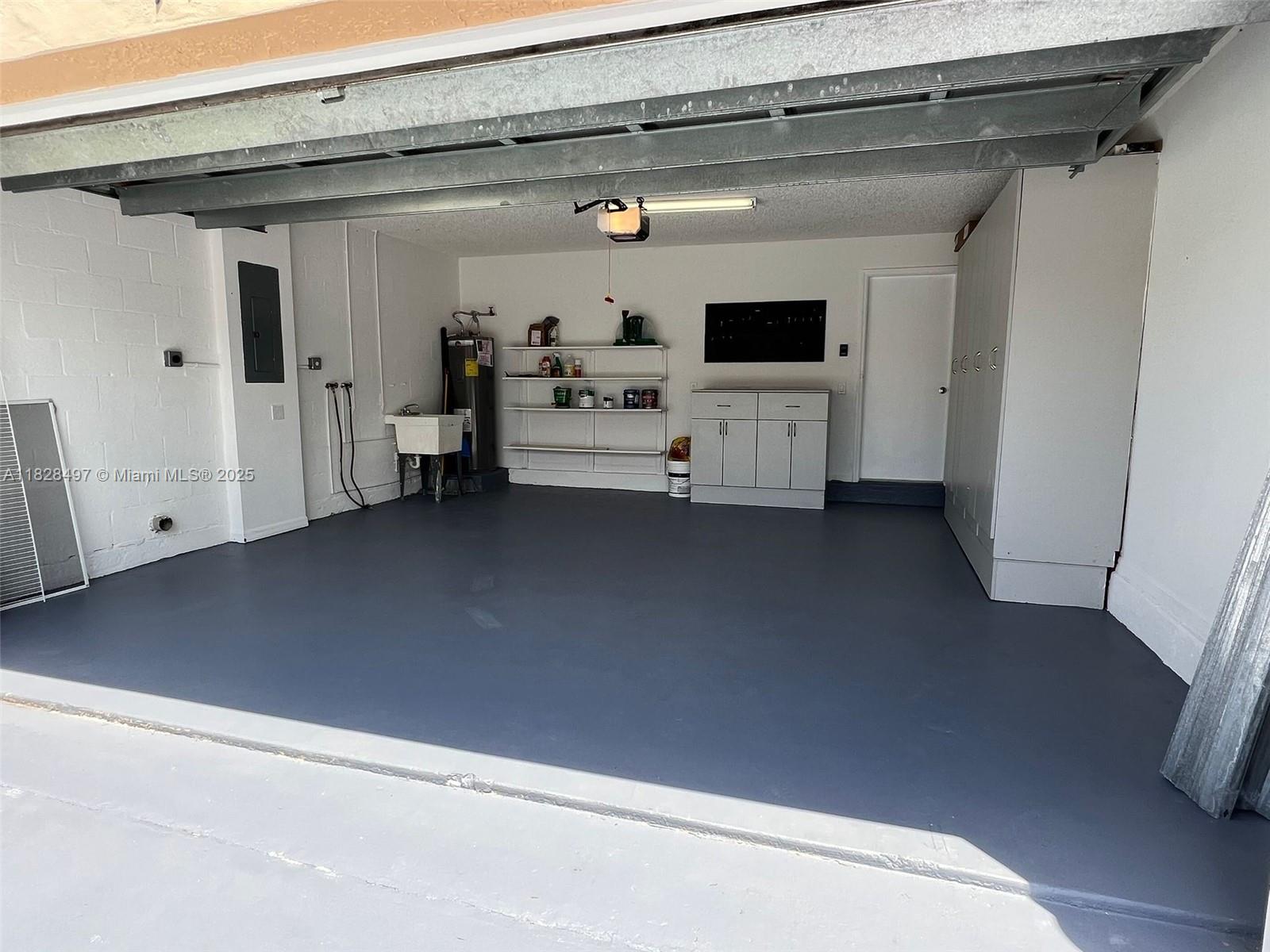 CENTEX-REPLAT OF A PORTIO - Residential Lease