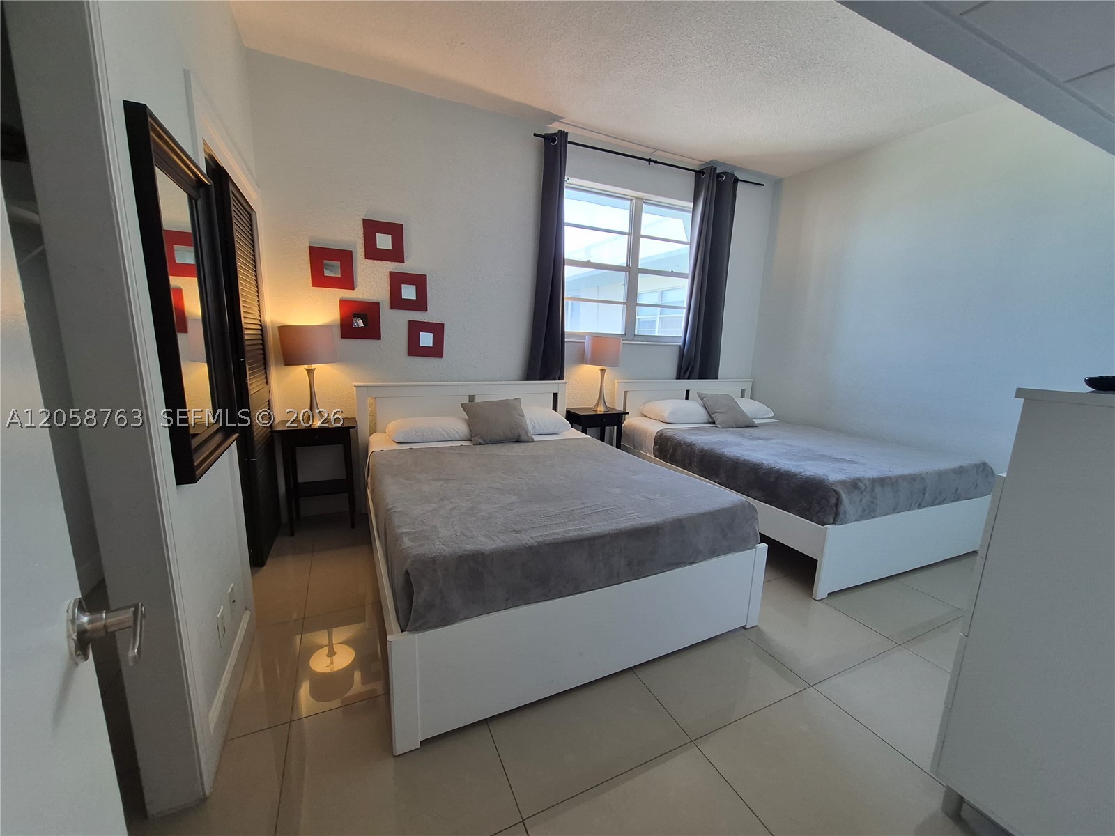 TIDES ON HOLLYWOOD BEACH - Residential