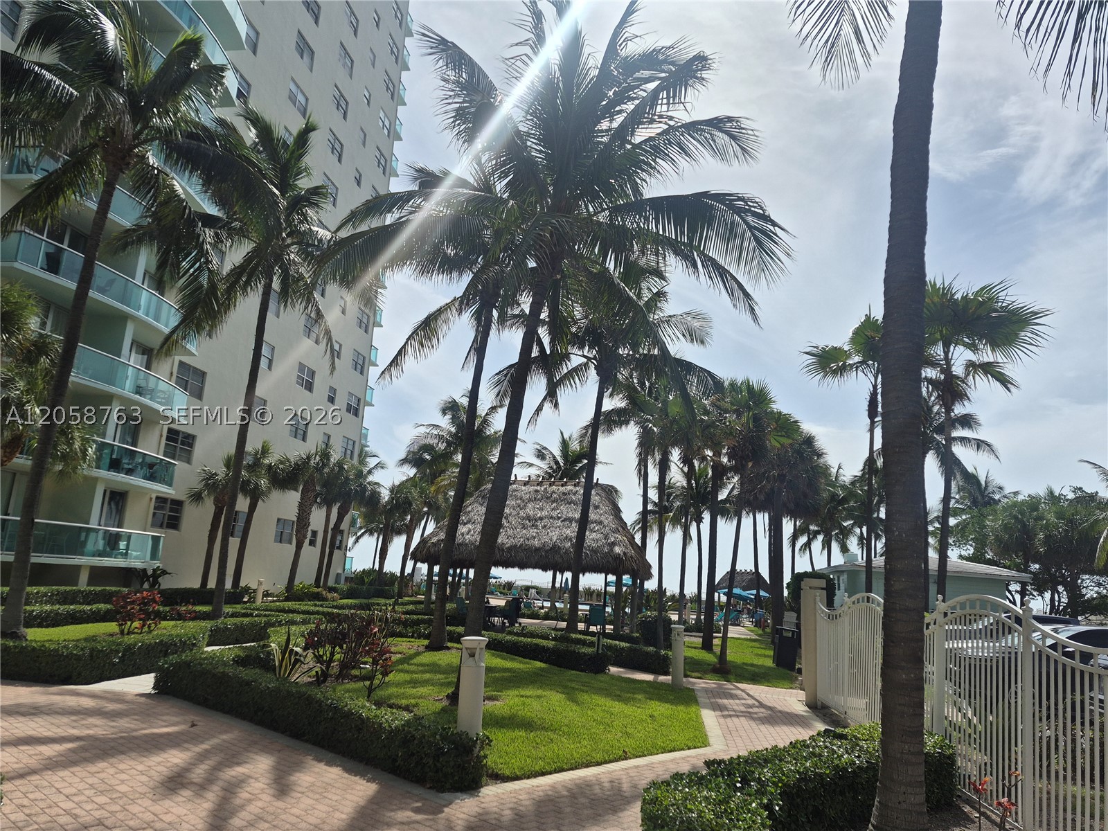 TIDES ON HOLLYWOOD BEACH - Residential