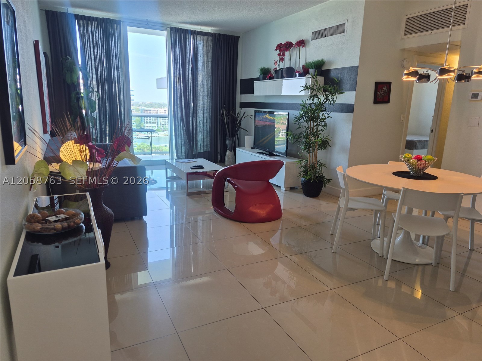 TIDES ON HOLLYWOOD BEACH - Residential
