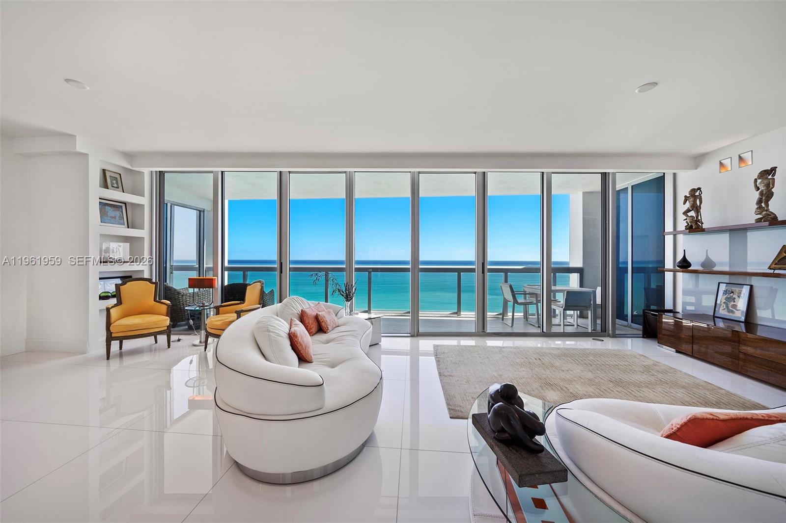 NORTH CARILLON BEACH COND - Residential