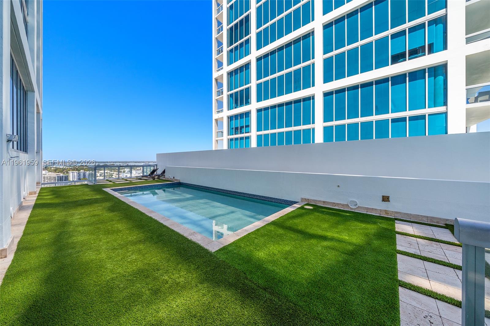 NORTH CARILLON BEACH COND - Residential