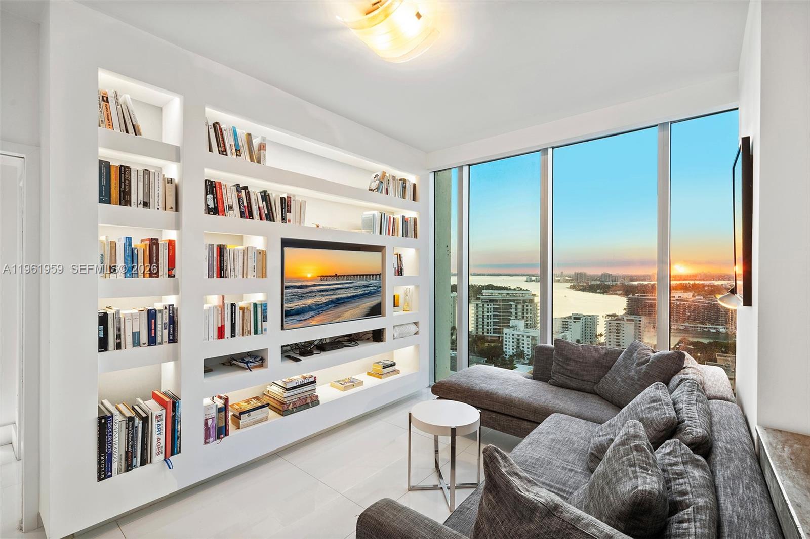 NORTH CARILLON BEACH COND - Residential