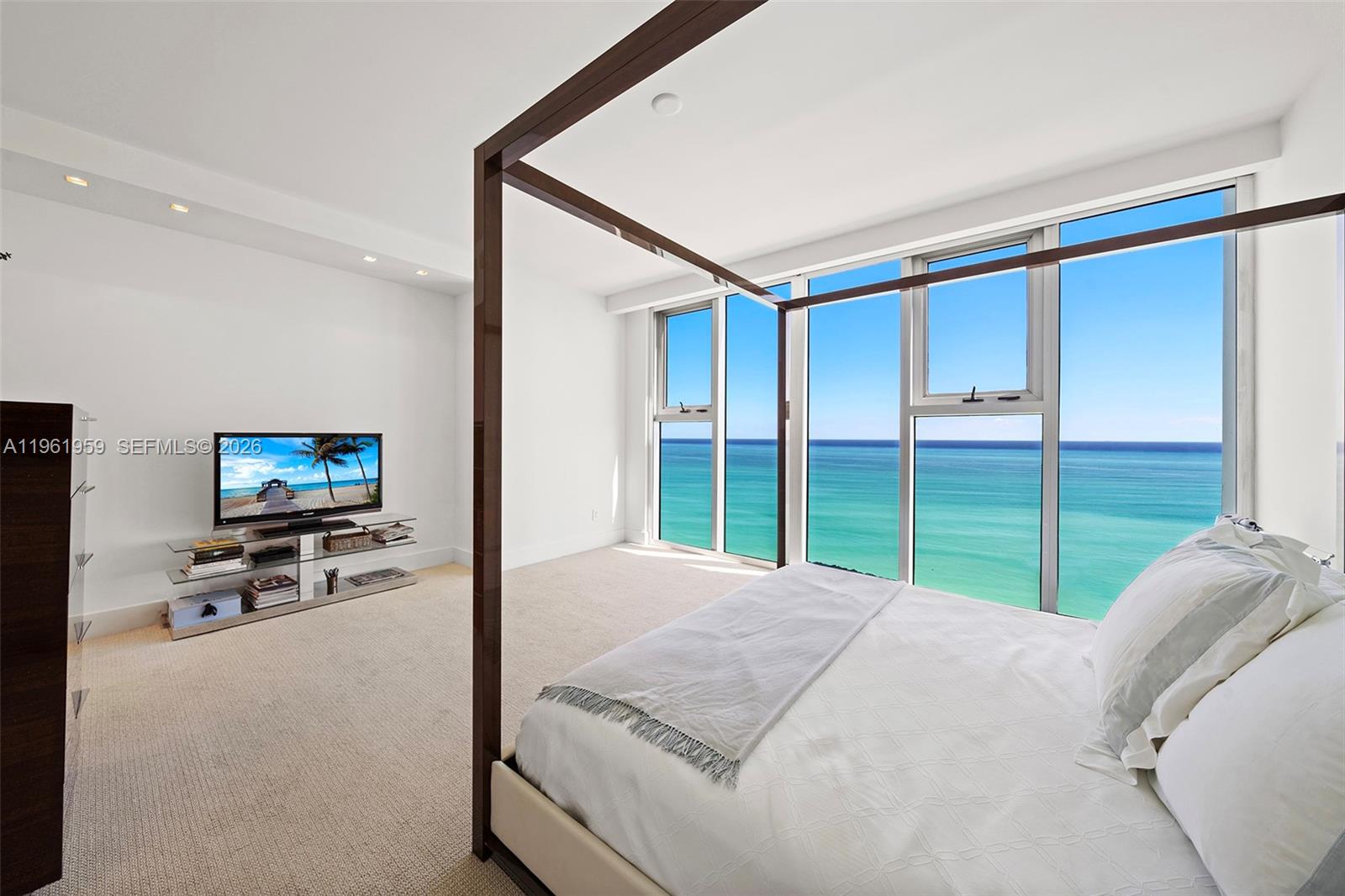 NORTH CARILLON BEACH COND - Residential