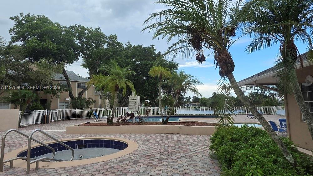 REFLECTIONS AT PEMBROKE P - Residential Lease