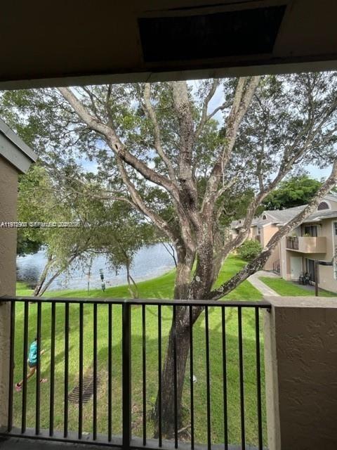 REFLECTIONS AT PEMBROKE P - Residential Lease