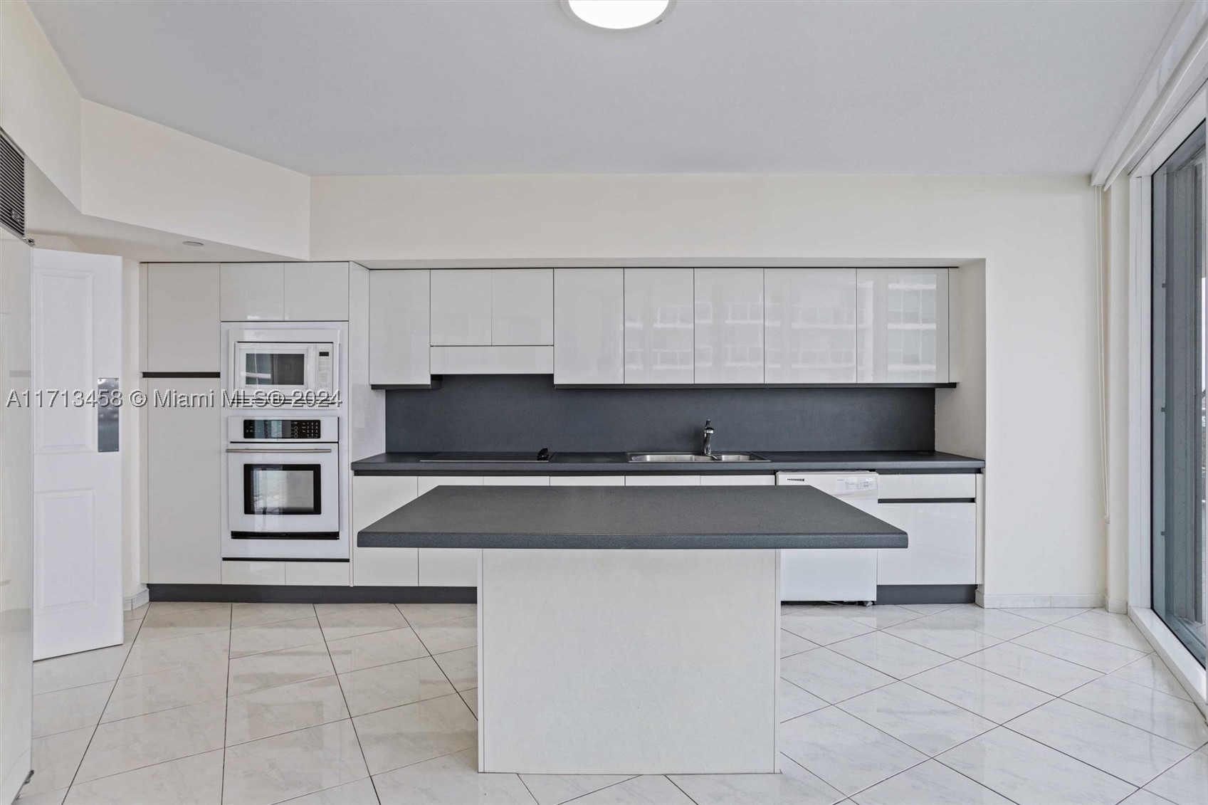 BRISTOL TOWER CONDO - Residential