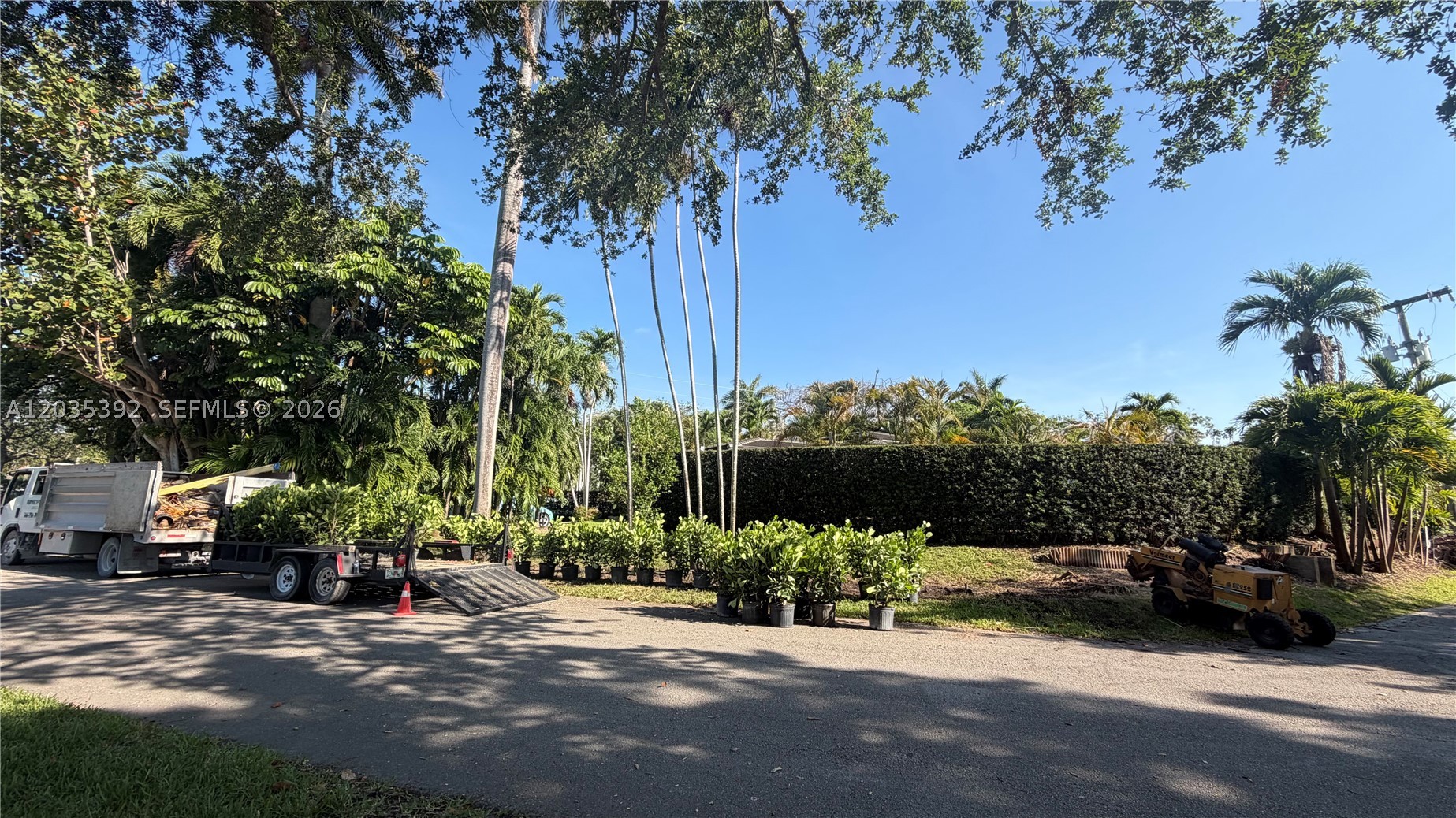 MIAMI SHORES SEC 8 REV - Residential