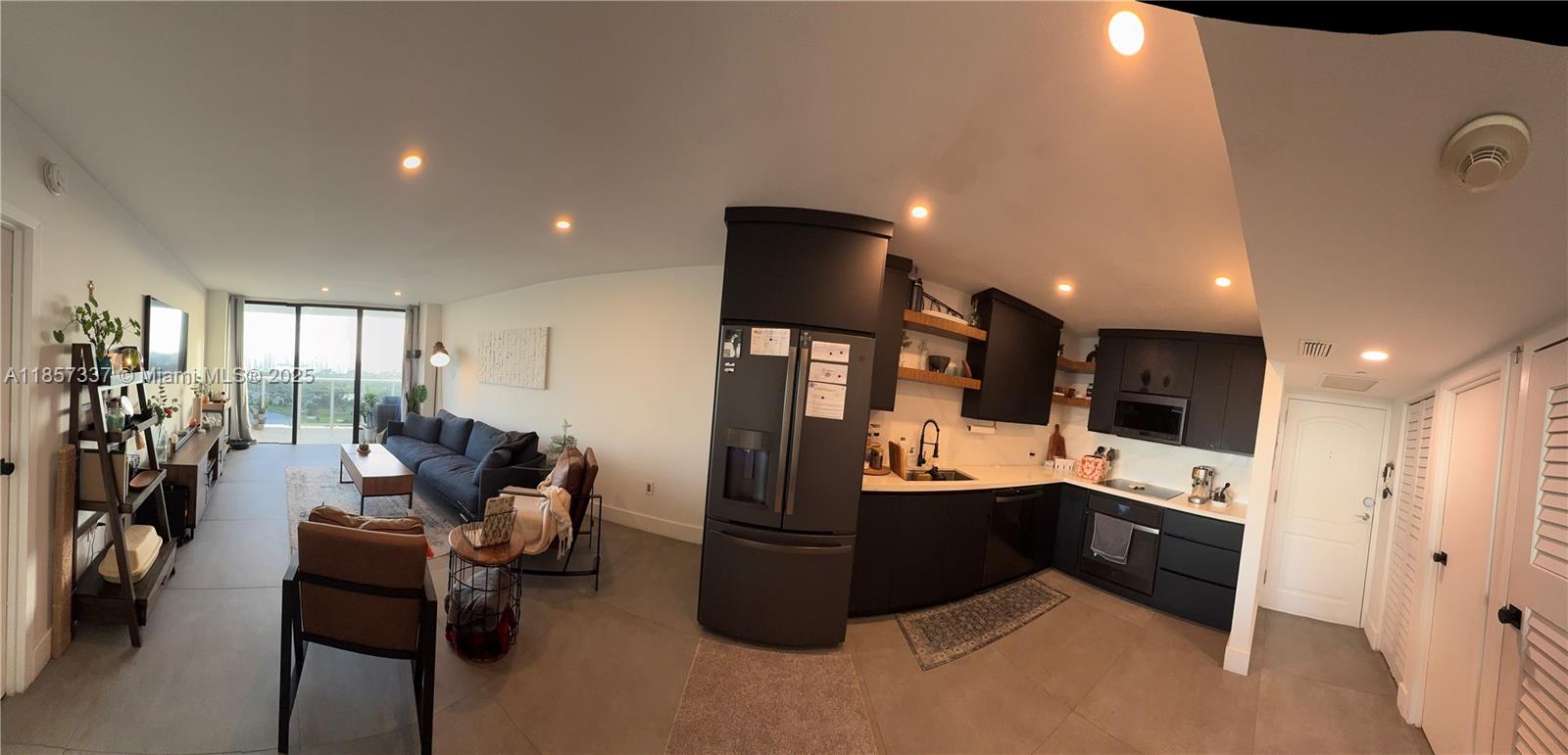 AVENTURA ELDORADO CONDO - Residential
