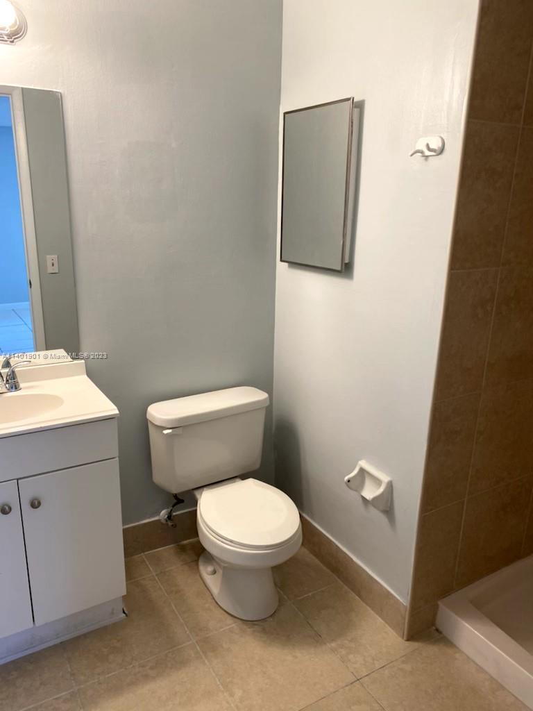 OLYMPIAN WEST CONDO - Residential Lease