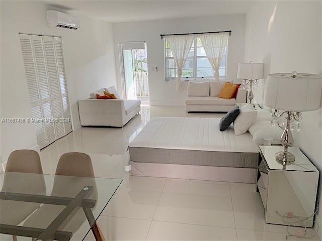 1604 DREXEL CONDO - Residential
