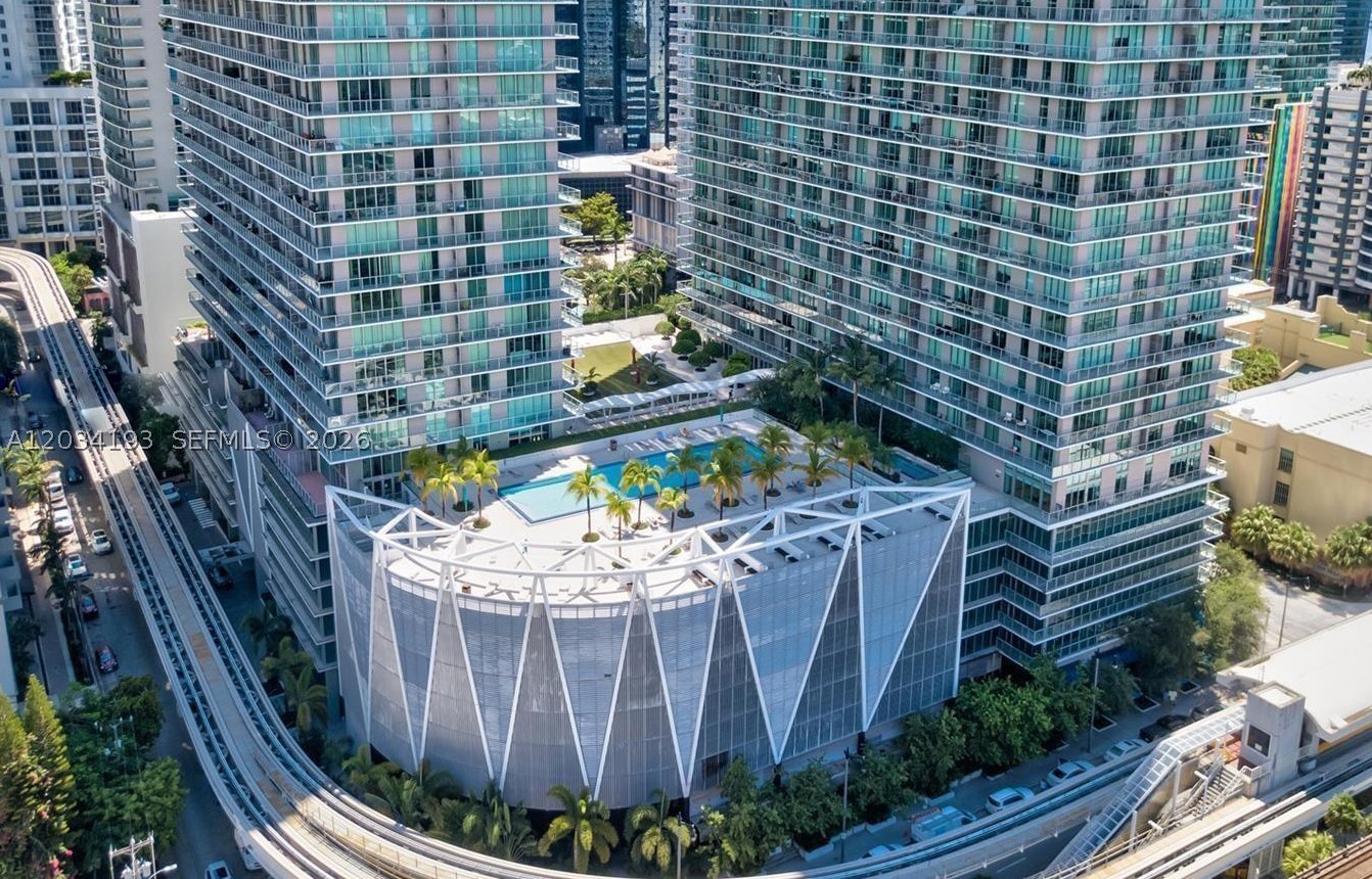 THE AXIS ON BRICKELL COND - Residential Lease